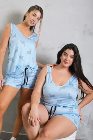 Pijama de dinosaurios para chicas